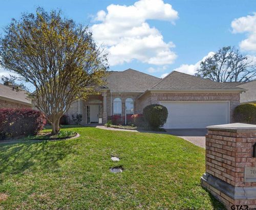 704 Paloma St, Tyler, TX, 75703-3695 | Card Image