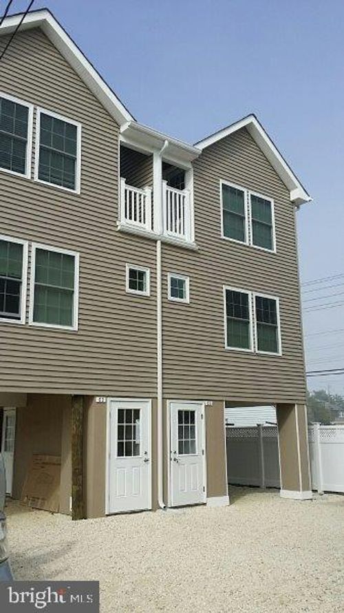 3-3 W Kirkland Ave, LONG BEACH TOWNSHIP, NJ, 08008-3923 | Card Image