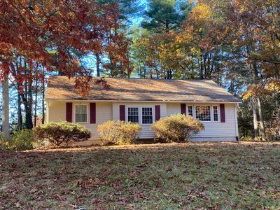 13 Edgehill Place, House other with 3 bedrooms, 1 bathrooms and 3 parking in Amherst MA | Image 2