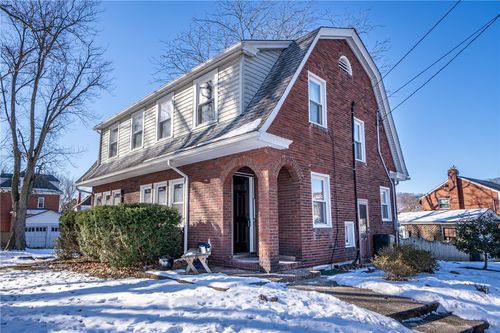 725 4th Street, Oakmont, PA, 15139 | Card Image