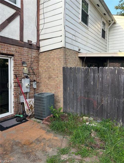 108 Tyburn Court, Hampton, VA, 23669 | Card Image