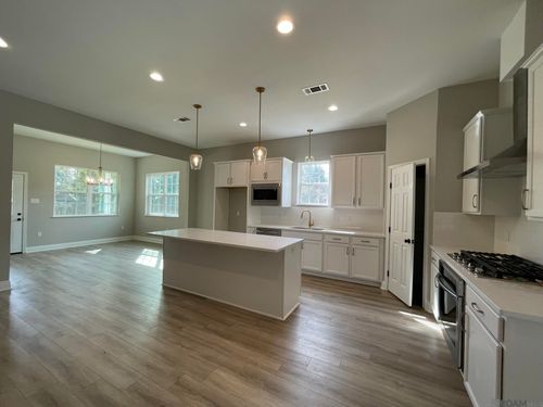 10612 Norway Pine Dr, Greenwell Springs, LA, 70739-5264 | Card Image