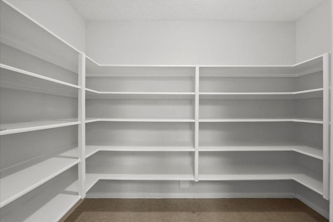Large walk-in pantry | Image 14