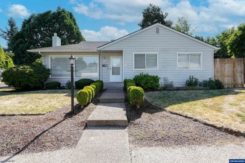 2630 Mountain View Dr S, Salem, OR, 97302-5467 | Card Image