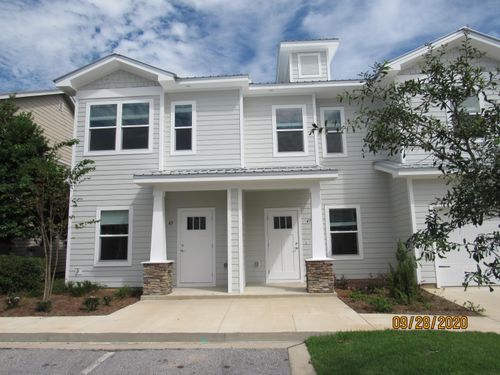 45 S Sand Palm Rd, Freeport, FL, 32439-3957 | Card Image