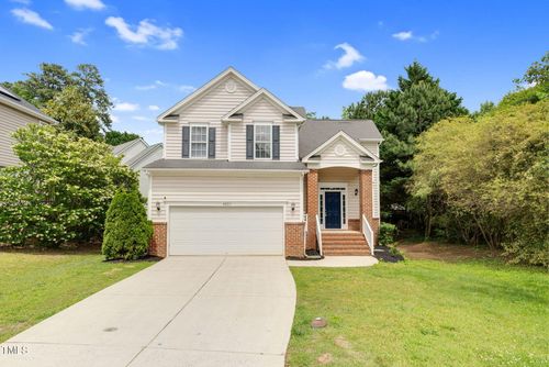 8820 Waynick Dr, Raleigh, NC, 27617-4788 | Card Image