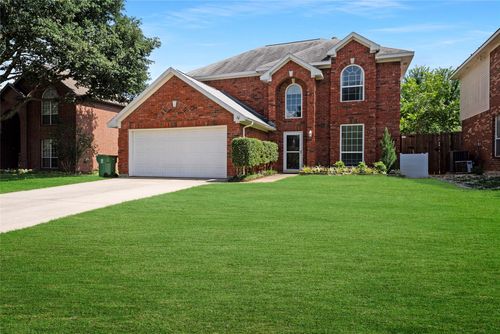 1803 Hunters Ridge Dr, Grapevine, TX, 76051-7924 | Card Image