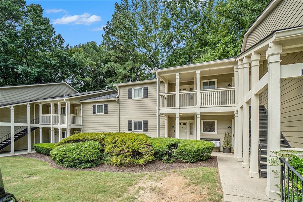 Springhedge Ct, Smyrna, GA 30080
