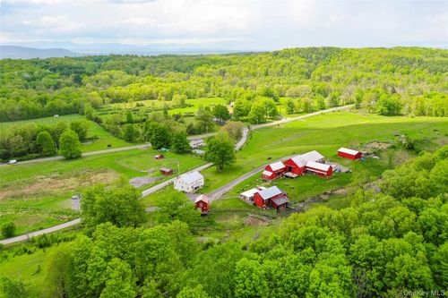 148 N Creek Rd, Staatsburg, NY, 12580 | Card Image