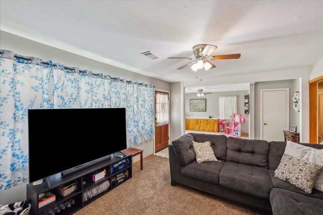 1945 N 23 Rd St, House other with 3 bedrooms, 2 bathrooms and null parking in Beaumont TX | Image 5