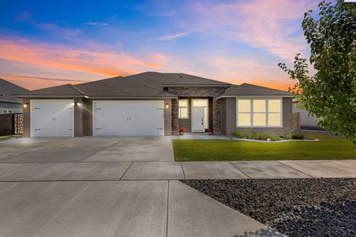 4119 Corvina St, Richland, WA, 99352-5712 | Card Image