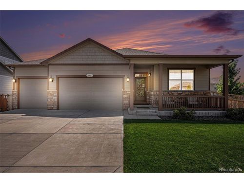 686 Iris St, Brighton, CO, 80601-6622 | Card Image