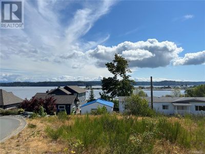 1536 Perkins Rd, House other with 3 bedrooms, 1 bathrooms and null parking in Campbell River BC | Image 1