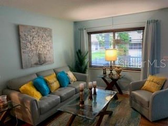 Living ROOM #2 | Image 4
