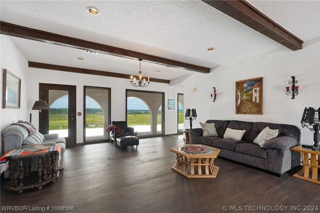 40079 E County Road 1315, House other with 3 bedrooms, 4 bathrooms and null parking in McCurtain OK | Image 5