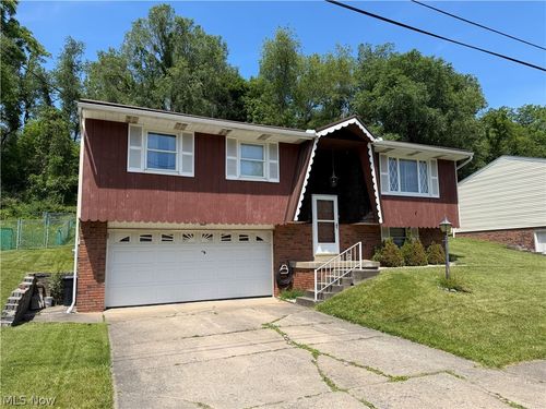 159 Valley Way, Weirton, WV, 26062 | Card Image