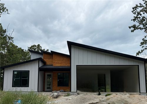 63 Tummell Dr, Bella Vista, AR, 72715-3840 | Card Image