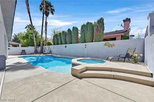 5413 Goldbrush St, Las Vegas, NV, 89130-1678 | Card Image
