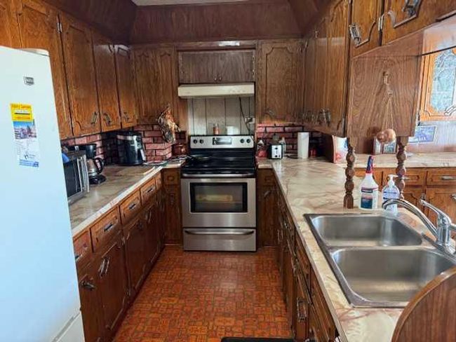 1301 Secondary Highway 576, House other with 4 bedrooms, 3 bathrooms and 10 parking in Drumheller AB | Image 5