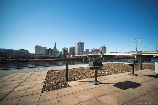APT-403 - 235 E River Dr, Condo with 3 bedrooms, 2 bathrooms and null parking in East Hartford CT | Image 32