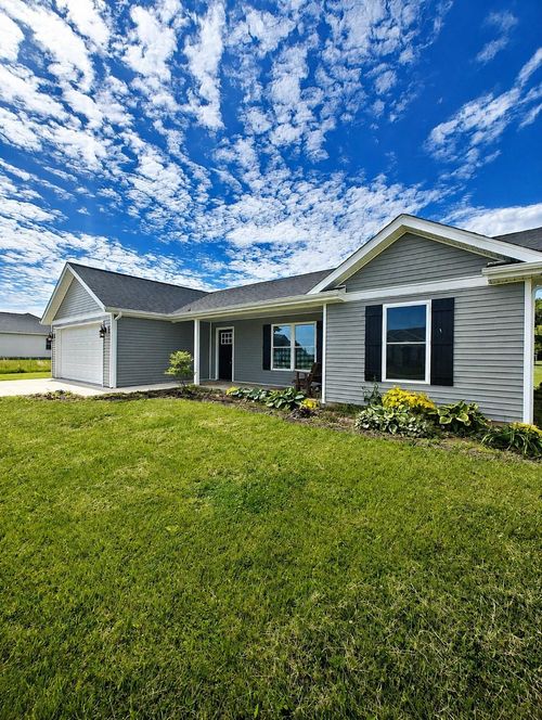 8124 Striper Ln, Brookville, IN, 47012-8779 | Card Image