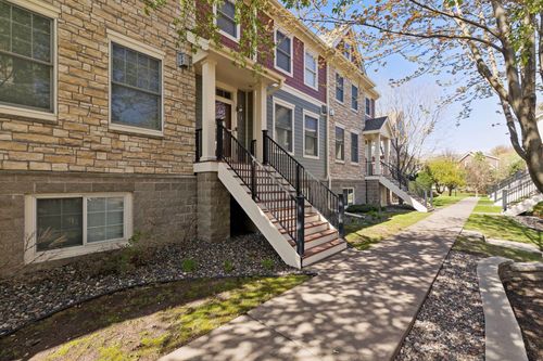 b-10756 Falling Water Ln, Woodbury, MN, 55129-5348 | Card Image
