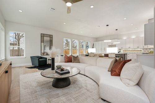 1004 Karen Ave, Austin, TX, 78757-3012 | Card Image