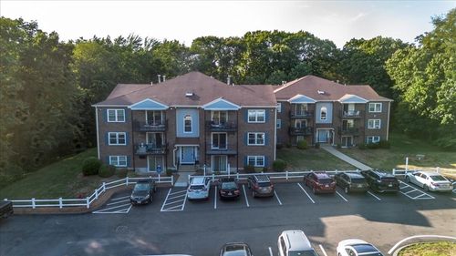 apt-e201-610 S Franklin St, Holbrook, MA, 02343-3008 | Card Image