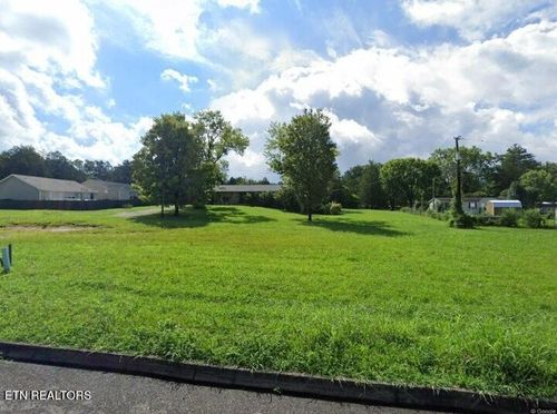 7445 Cascade Meadows Way, Knoxville, TN, 37918-9484 | Card Image