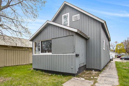 1259 E Apple Ave, Muskegon, MI, 49442-3745 | Card Image