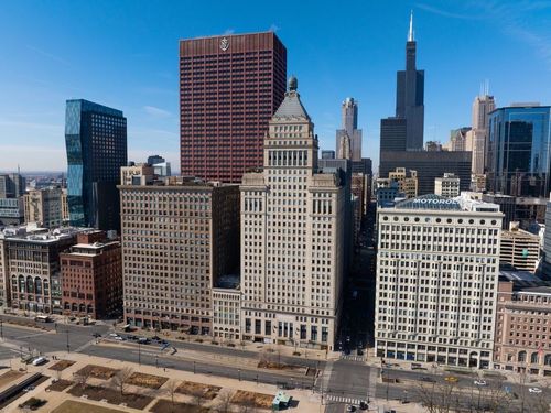 1013-310 S Michigan Ave, Chicago, IL, 60604-4228 | Card Image
