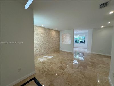 7563 Nw 112th Pl, Townhouse with 3 bedrooms, 3 bathrooms and null parking in Doral FL | Image 3