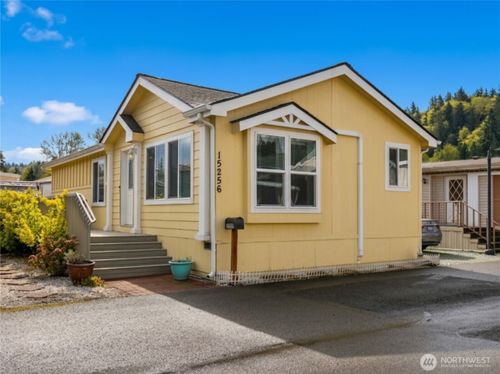 15256 Pine Dr, Renton, WA, 98058-8102 | Card Image
