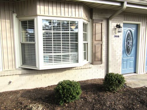 131 Regency Point Path, Lexington, KY, 40503-2356 | Card Image