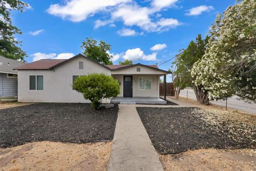 421 Orange Ave, Chowchilla, CA, 93610-2838 | Card Image