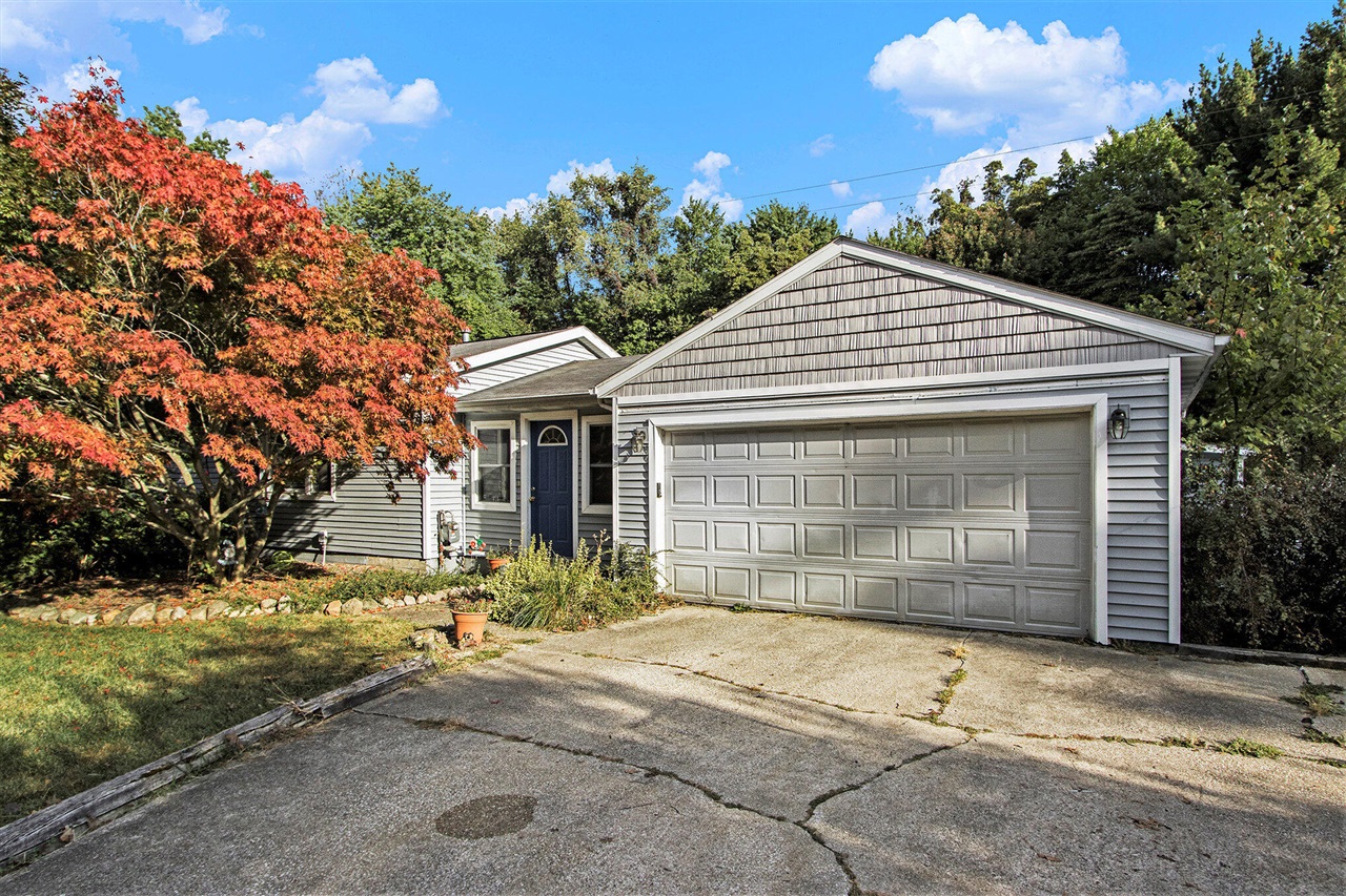 S Ave, Vicksburg, MI 49097