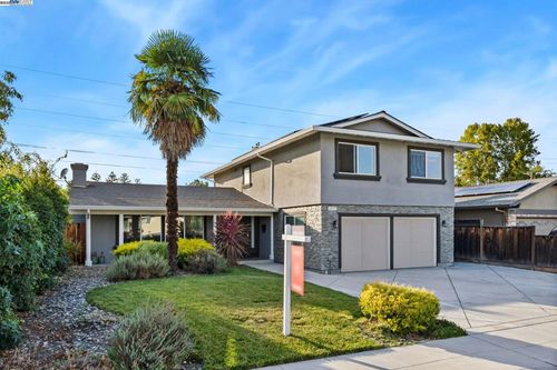 1377 Lillian St, Livermore, CA, 94550-3714 | Card Image