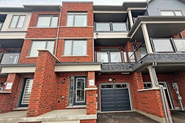 1106 Lockie Dr, House attached with 3 bedrooms, 3 bathrooms and 2 parking in Oshawa ON | Image 4