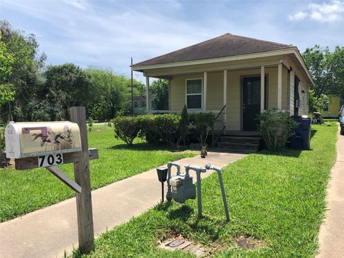 703 N Avenue B, Freeport, TX, 77541-3827 | Card Image