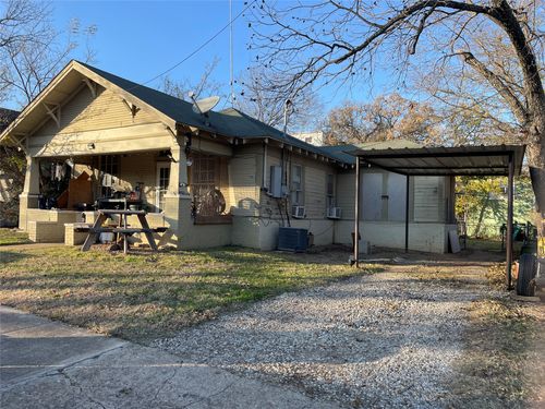 512 Nw 5th St, Mineral Wells, TX, 76067-4216 | Card Image