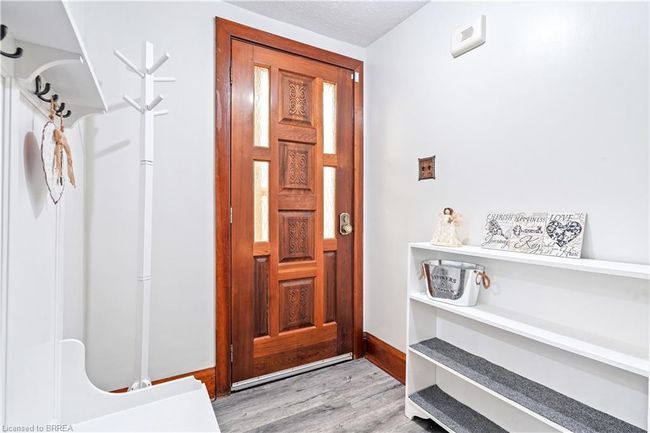 226 Charing Cross St, House other with 3 bedrooms, 1 bathrooms and 5 parking in Brantford ON | Image 15