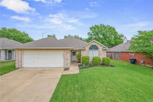 3509 Vienna Dr, College Station, TX, 77845-4772 | Card Image