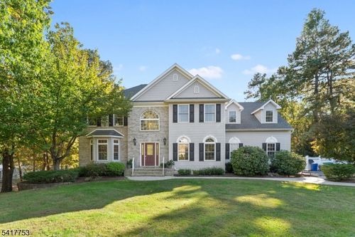 25 Leone Blvd, Jackson, NJ, 08527-4759 | Card Image