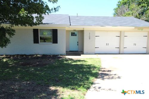 1109 W Lincoln Ave, Copperas Cove, TX, 76522-1424 | Card Image