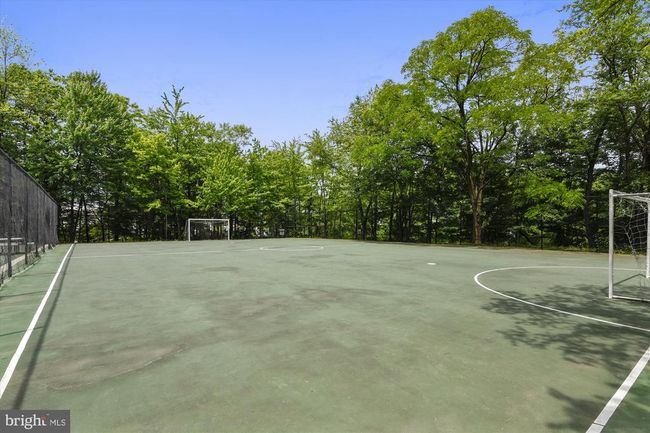 UNIT-122 - 8370 Greensboro Dr, Condo with 2 bedrooms, 2 bathrooms and null parking in MCLEAN VA | Image 49