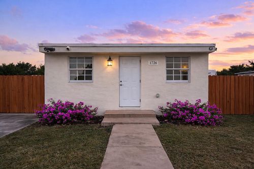 12130 Sw 215th St, Miami, FL, 33177-5953 | Card Image