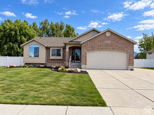 3536 N 3000 W, Farr West, UT, 84404-8604 | Card Image