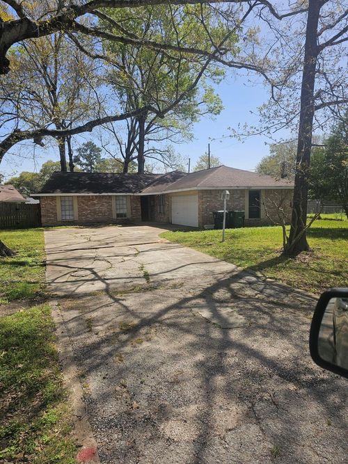 24606 Green Moss Dr, Huffman, TX, 77336-2831 | Card Image