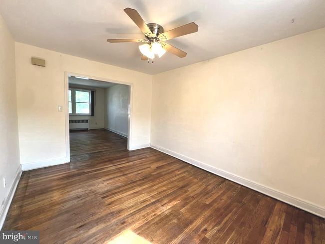 8544 Willow Oak Rd, Townhouse with 3 bedrooms, 1 bathrooms and null parking in PARKVILLE MD | Image 5