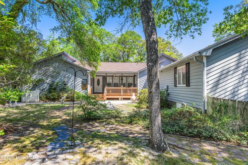 2903 E Oak Island Dr, Oak Island, NC, 28465-6021 | Card Image